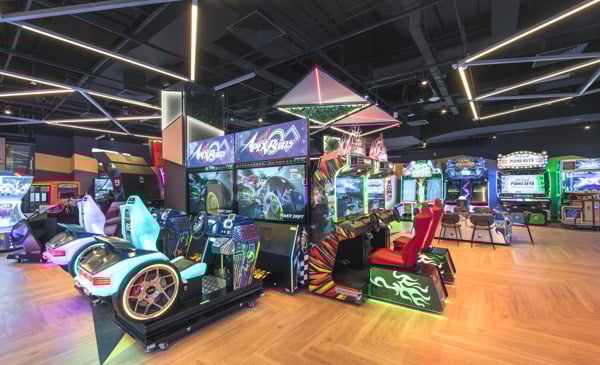 Image 28: Arcade Games